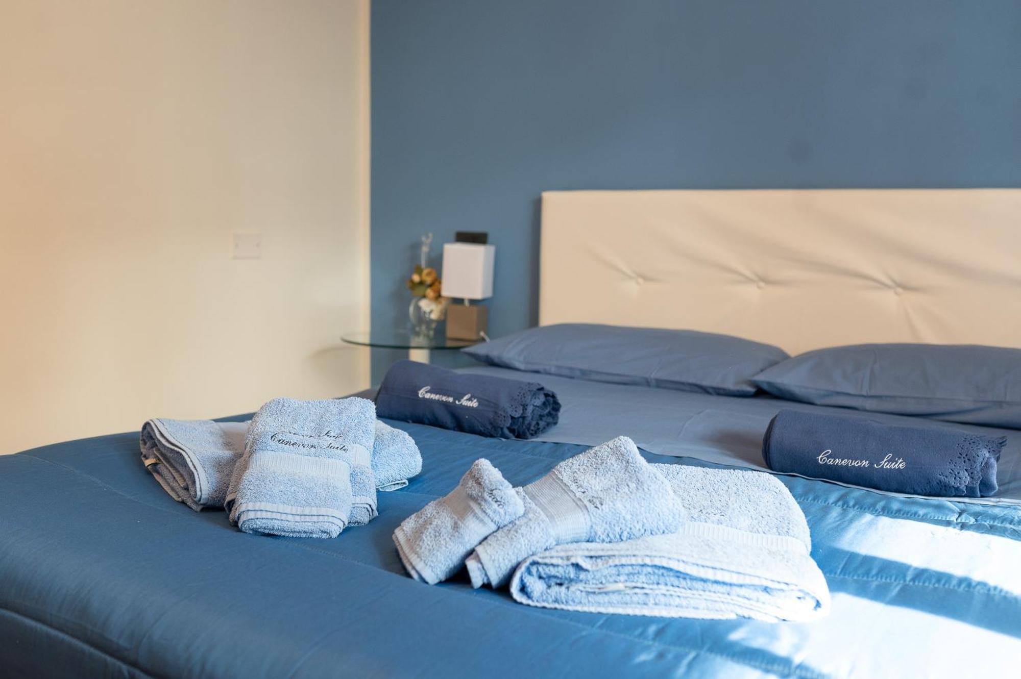 Canevon Suite Apartment Бардолино Екстериор снимка