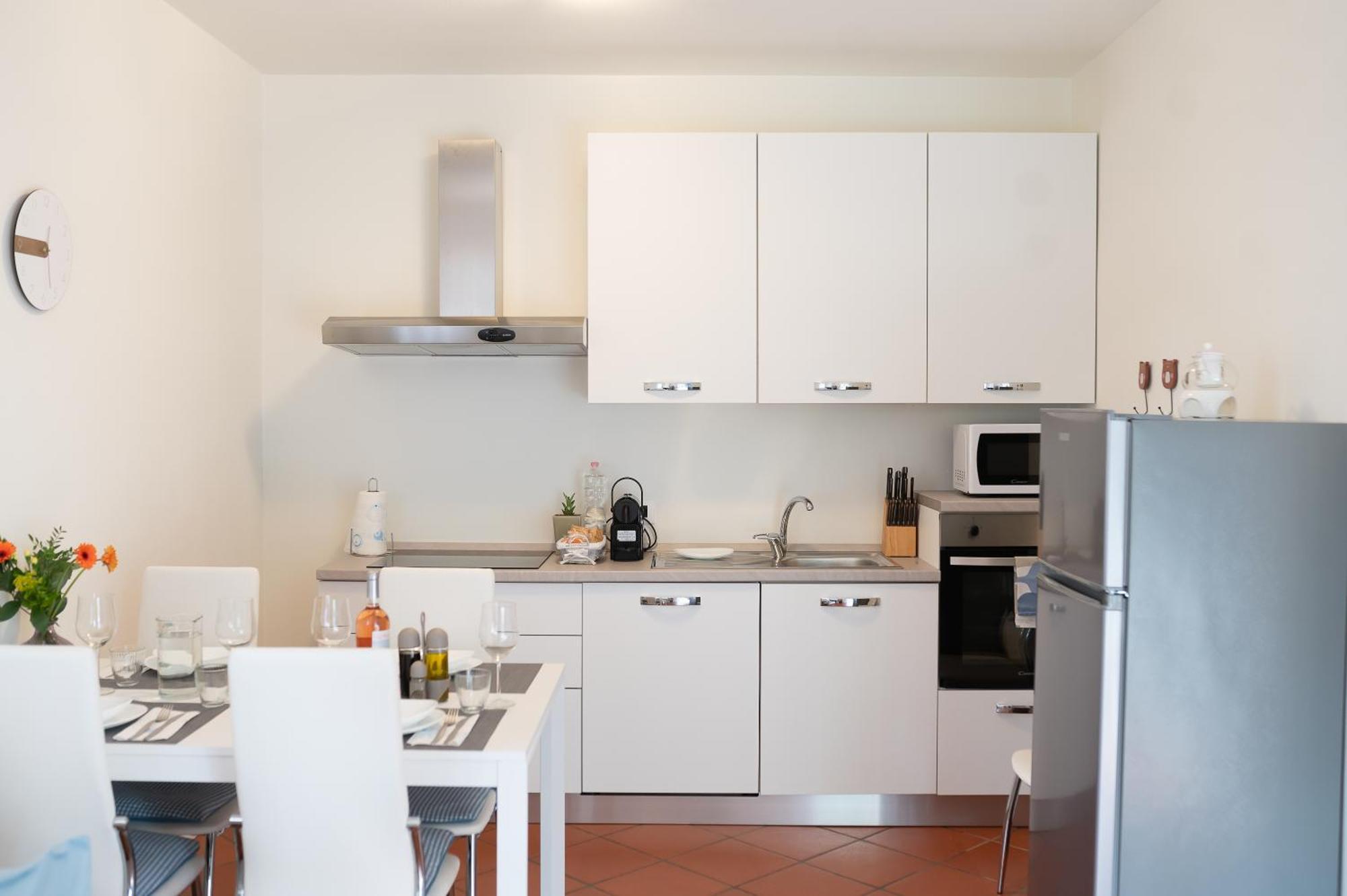 Canevon Suite Apartment Бардолино Екстериор снимка
