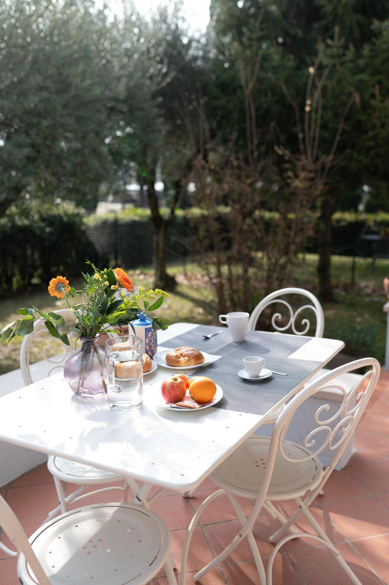 Canevon Suite Apartment Бардолино Екстериор снимка